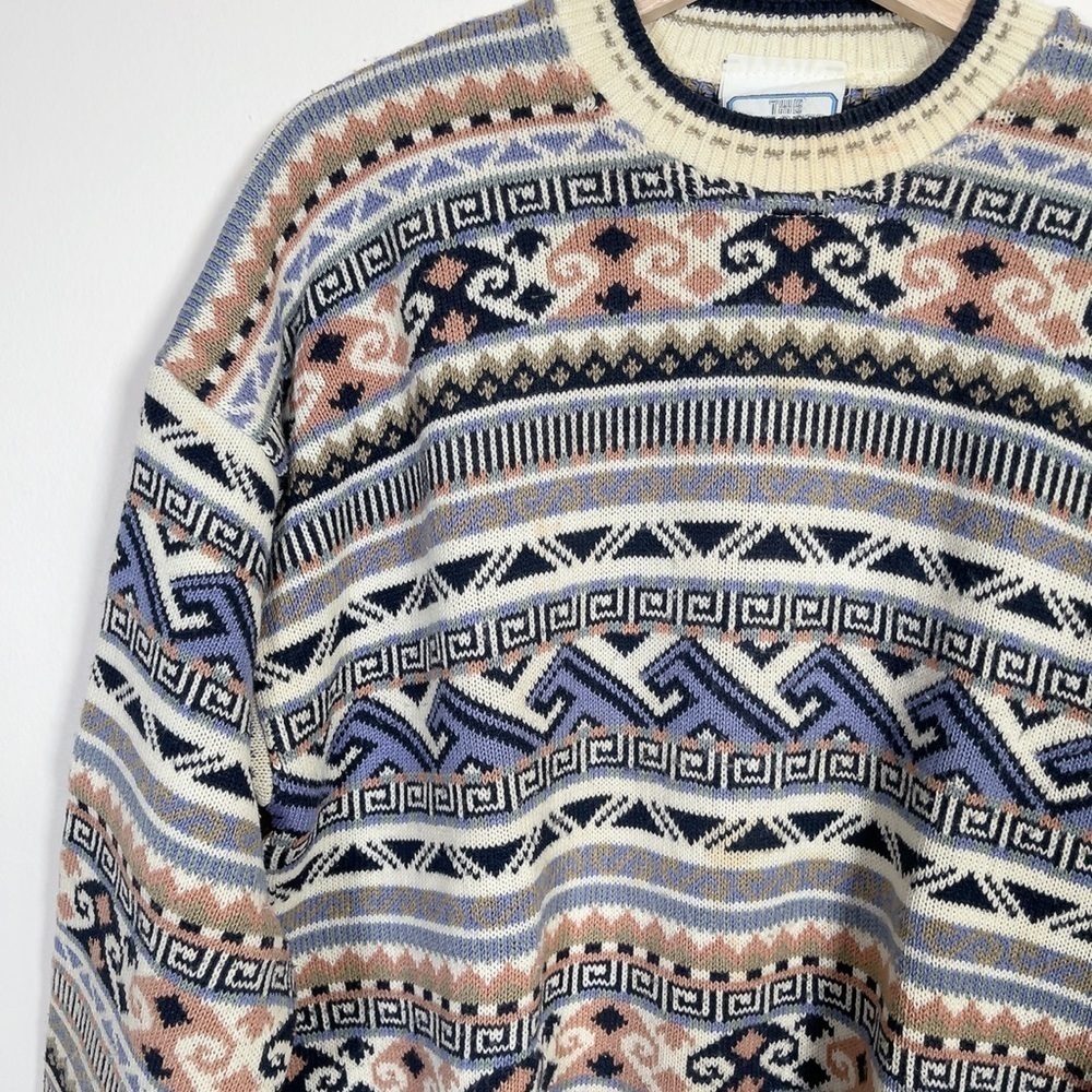 Men's Multicolor Patterned Sweater - Picture 6 of 16